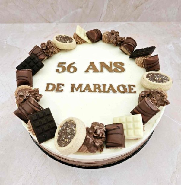 Trois chocolats personnalisé anniversaire fête pâtisserie proche Saint Meen le Grand